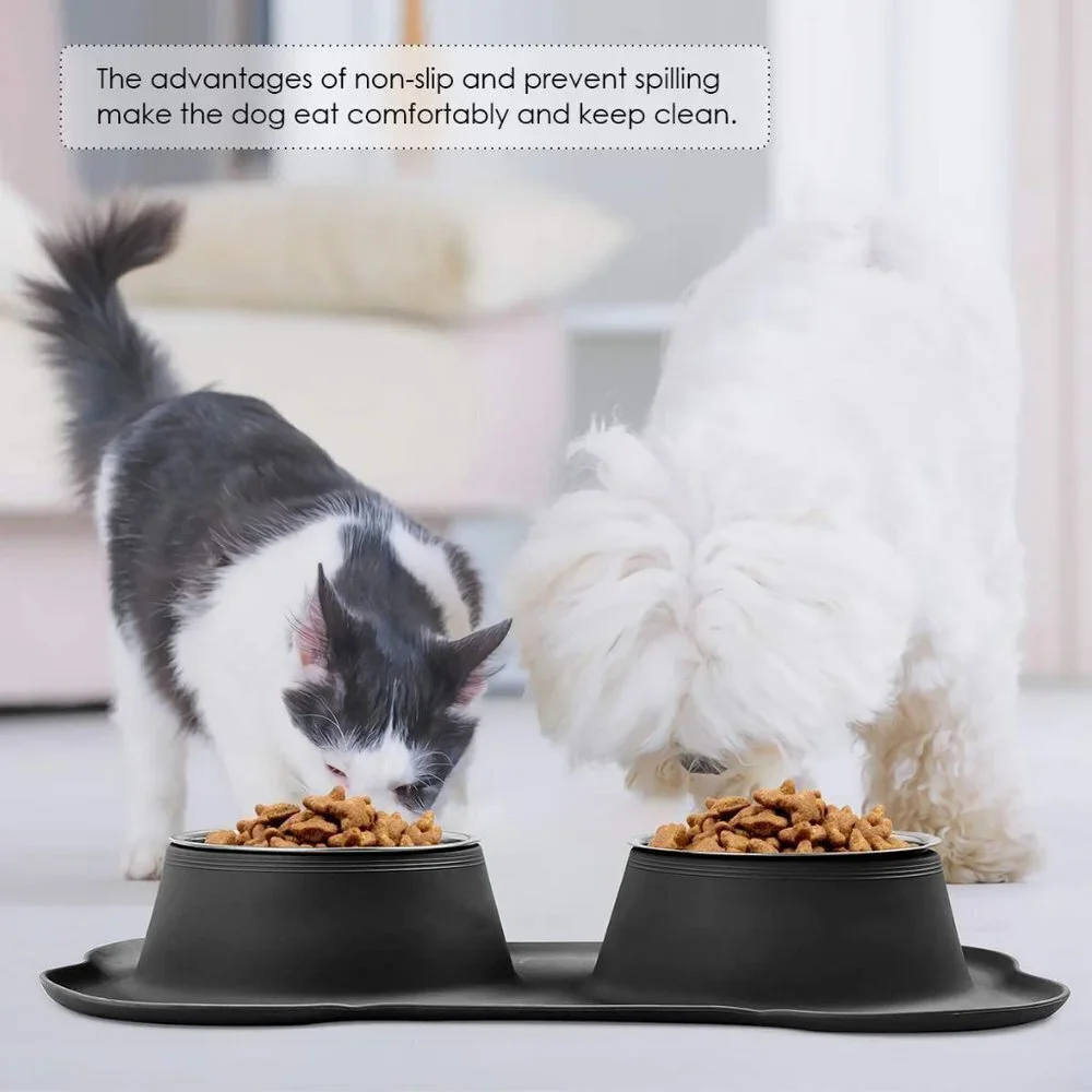 BONE SHAPED SILICONE MAT WITH STAINLESS STEEL PET FEEDING AND WATER BOWLS NWT